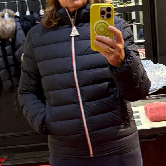 NWT 💯% authentic Moncler Kids Serapio Navy Puffer Jacket. With hanger&bag&tags - Picture 10 of 16